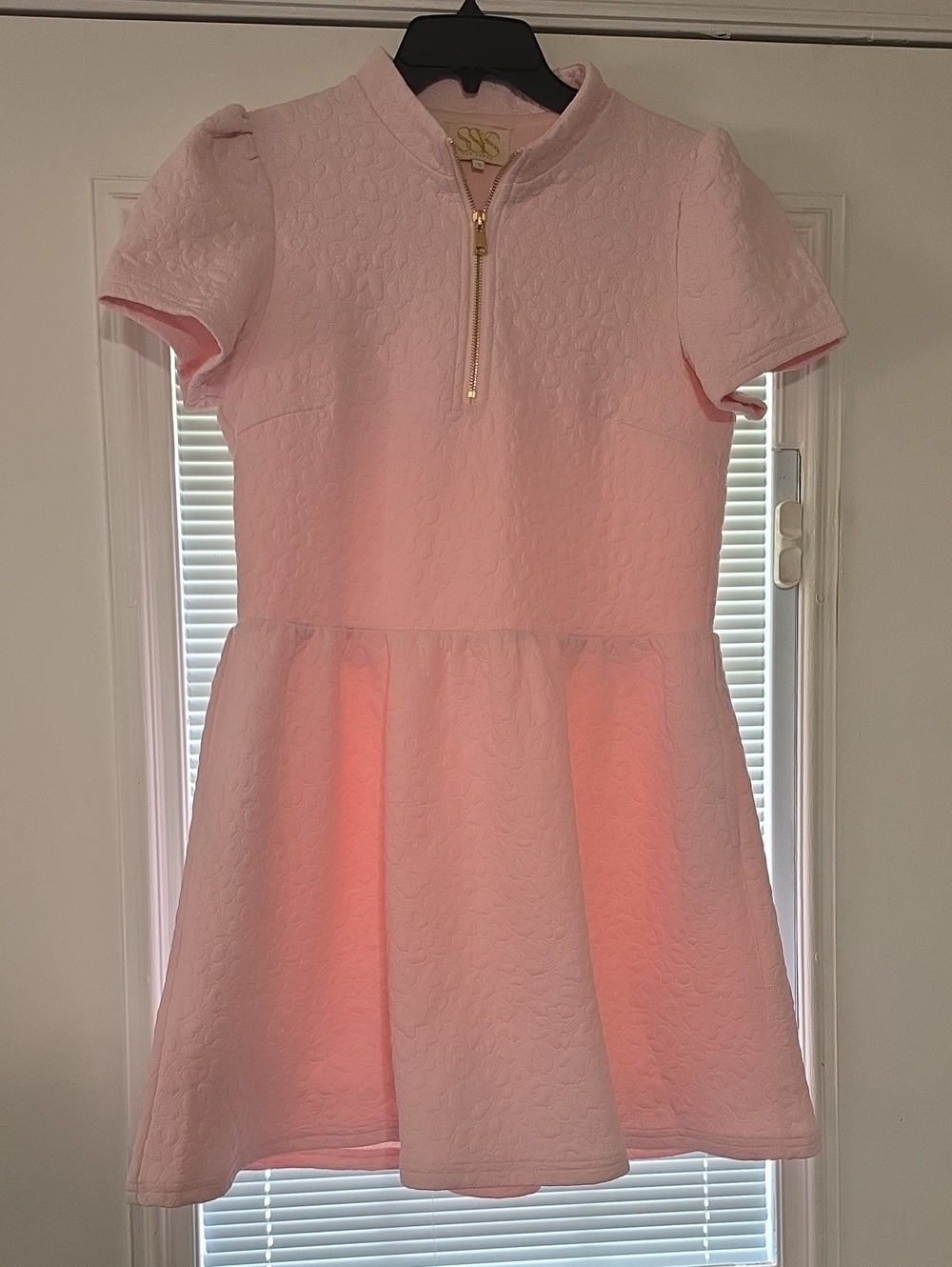 Pink Textured Zip-Front Casual Dress